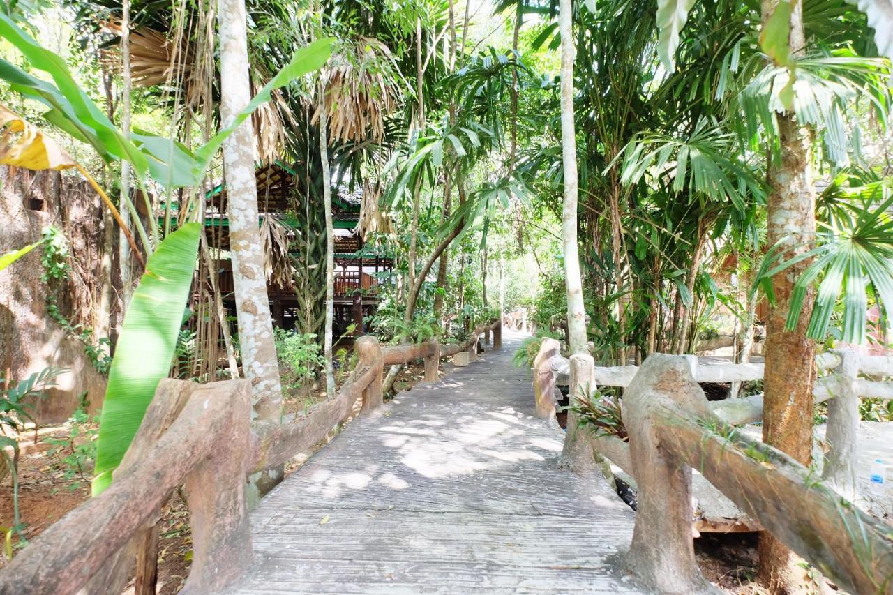 Oyo 604 Ruen Mai Horm Resort ترانغ المظهر الخارجي الصورة